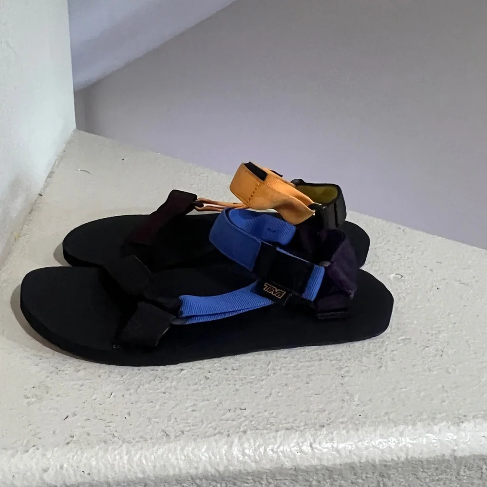 Teva Mens Size 12 Original Universal Pride Rainbow Colorblock‎ Sandals